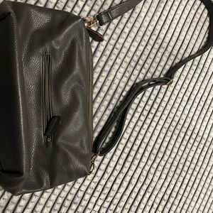 Elegant Black Leather Shoulder Bag